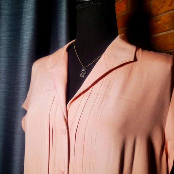 Jones New York Silk Blouse Warm Pink Cap Sleeve with Pintuck Accents - Size 14 - Picture 2 of 11